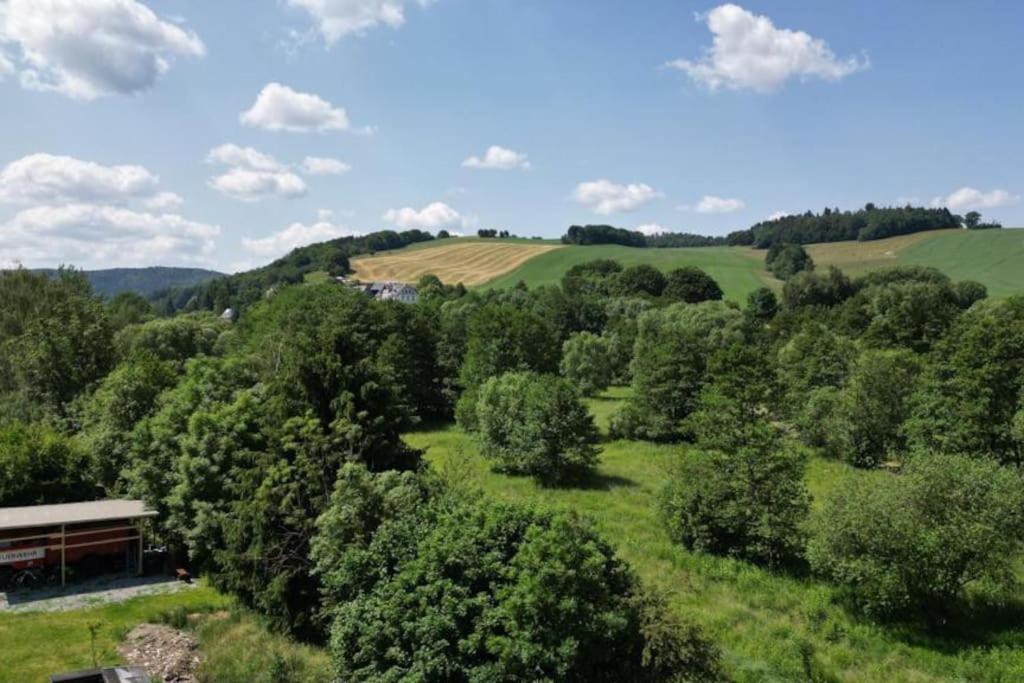 Ferienwohnung Fischer Mit E-Ladestation Direkt Am Haus Schwarzenberg/Erzgebirge Exterior foto